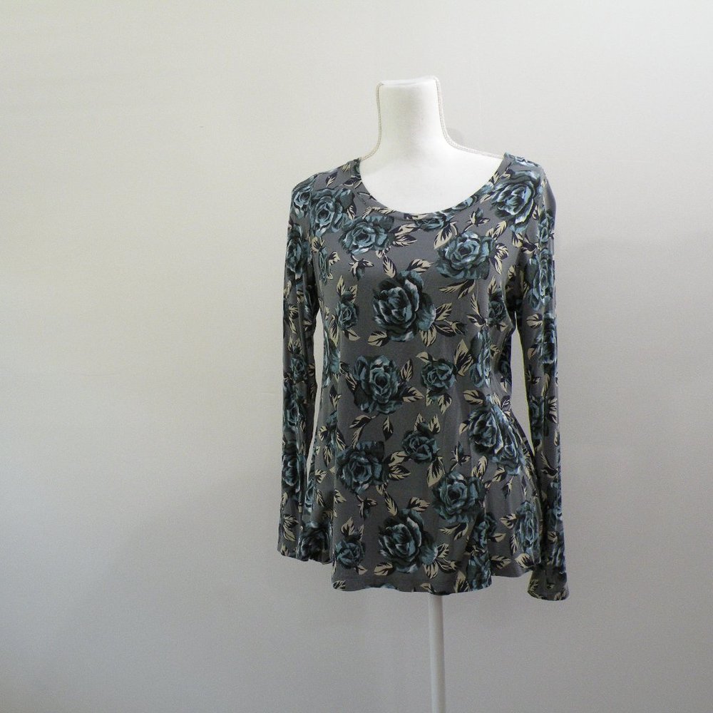 Logo_S_used long sleeve shrit_grey w floral print